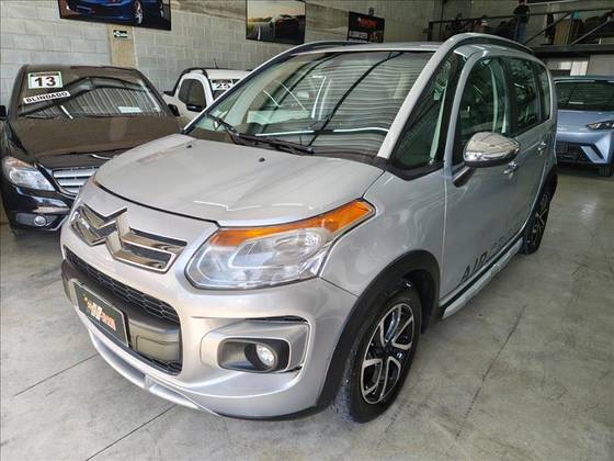 CITROËN AIRCROSS 1.6 EXCLUSIVE 16V FLEX 4P AUTOMÁTICO CITROËN AIRCROSS 1.6 EXCLUSIVE 16V FLEX 4P AUTOMÁTICO